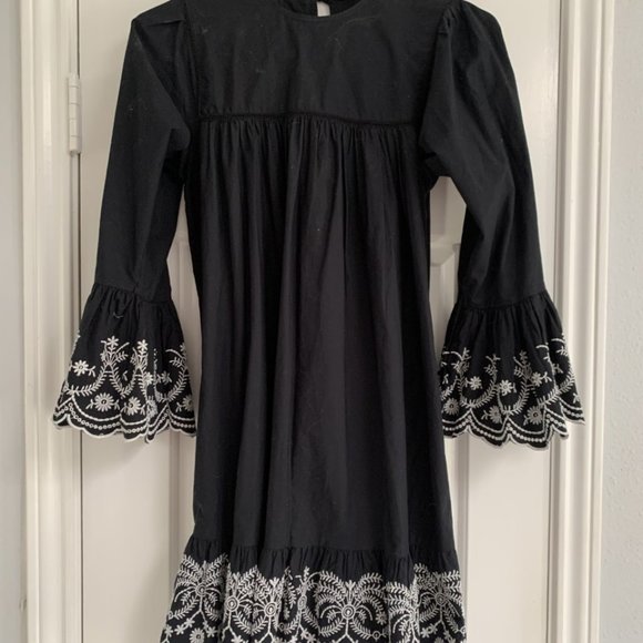 Black Dress with white trim - Picture 2 of 4